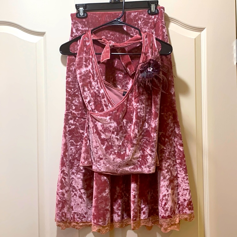 French designer Graine de Fringues of Paris. Beautiful pink velour.